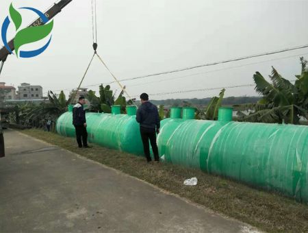 點擊查看詳細信息<br>標題：內(nèi)蒙古玻璃鋼一體化污水處理設(shè)備 閱讀次數(shù)：1770